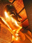 A golden buddha head
