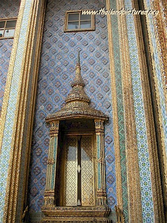 A door at the Royal Grand Palace in Bangkok.